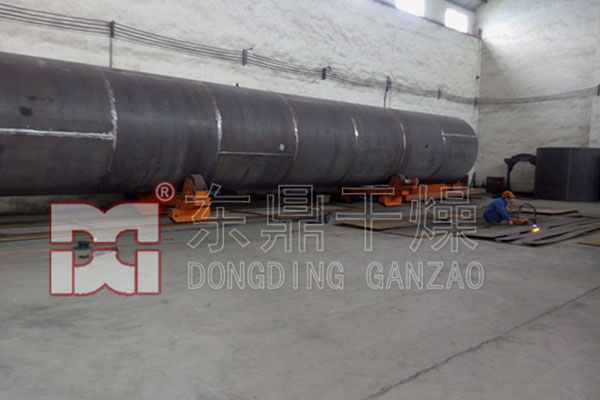 山西懷仁金澤煤泥烘干機設(shè)備制造加工現(xiàn)場